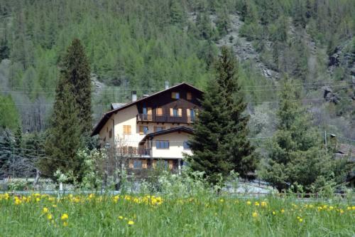 Hotel Mont Velan & Restaurant Saint-Oyen
