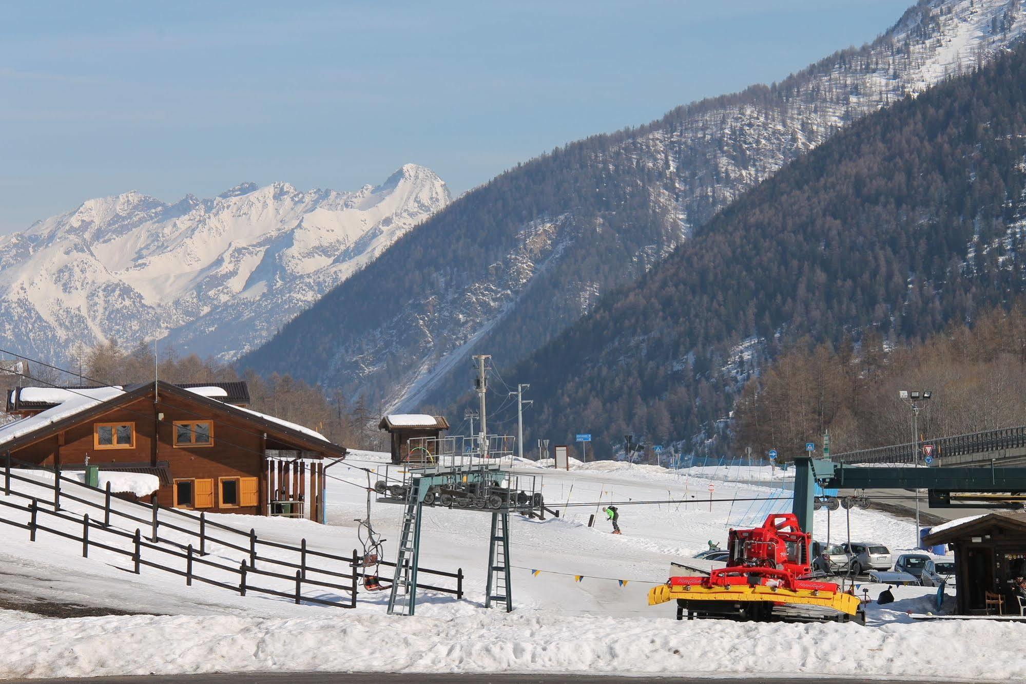 Mont Velan Hotel 2*